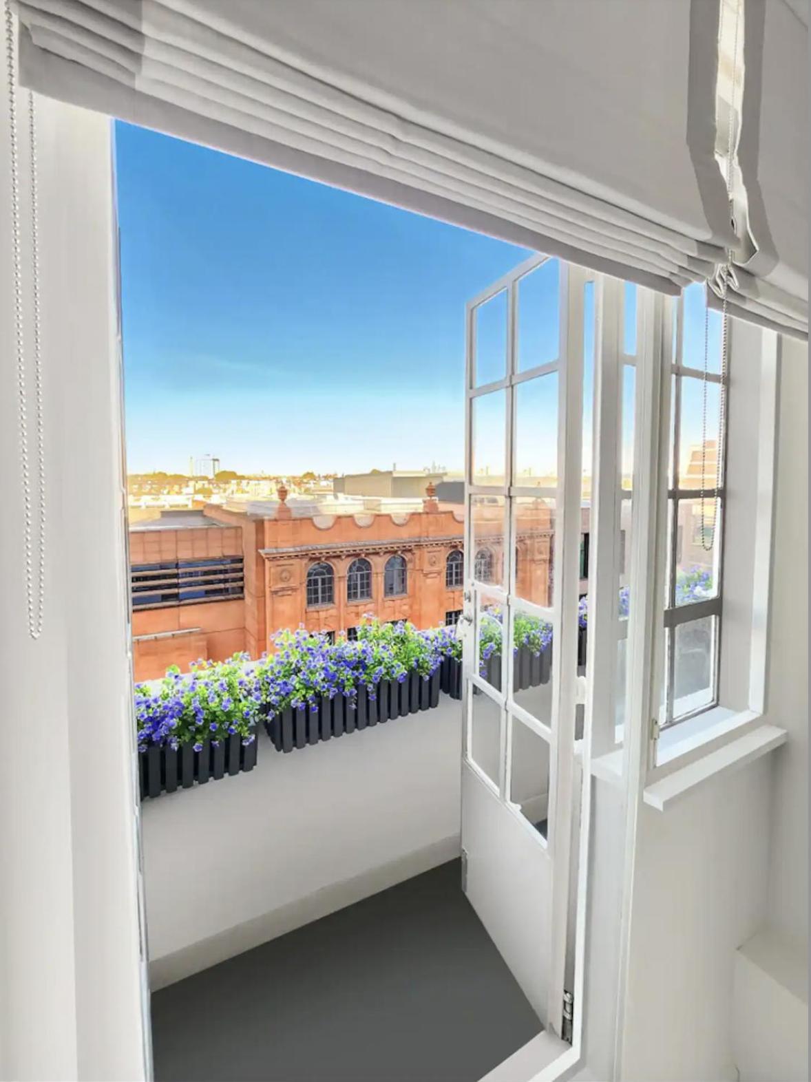 Appartement Chelsea Flat 10 Mins Harrods, Balcony, Gym, Air Conditioning Londen